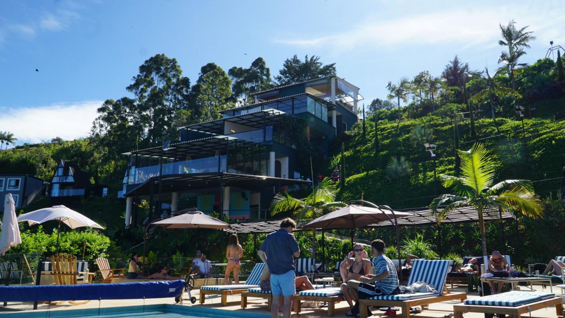 Viajero Guatape Hostel & Lake Club Exterior photo