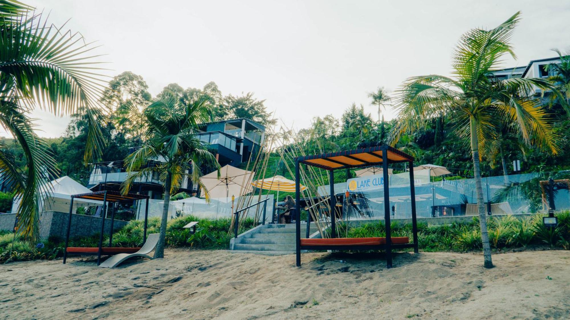 Viajero Guatape Hostel & Lake Club Exterior photo